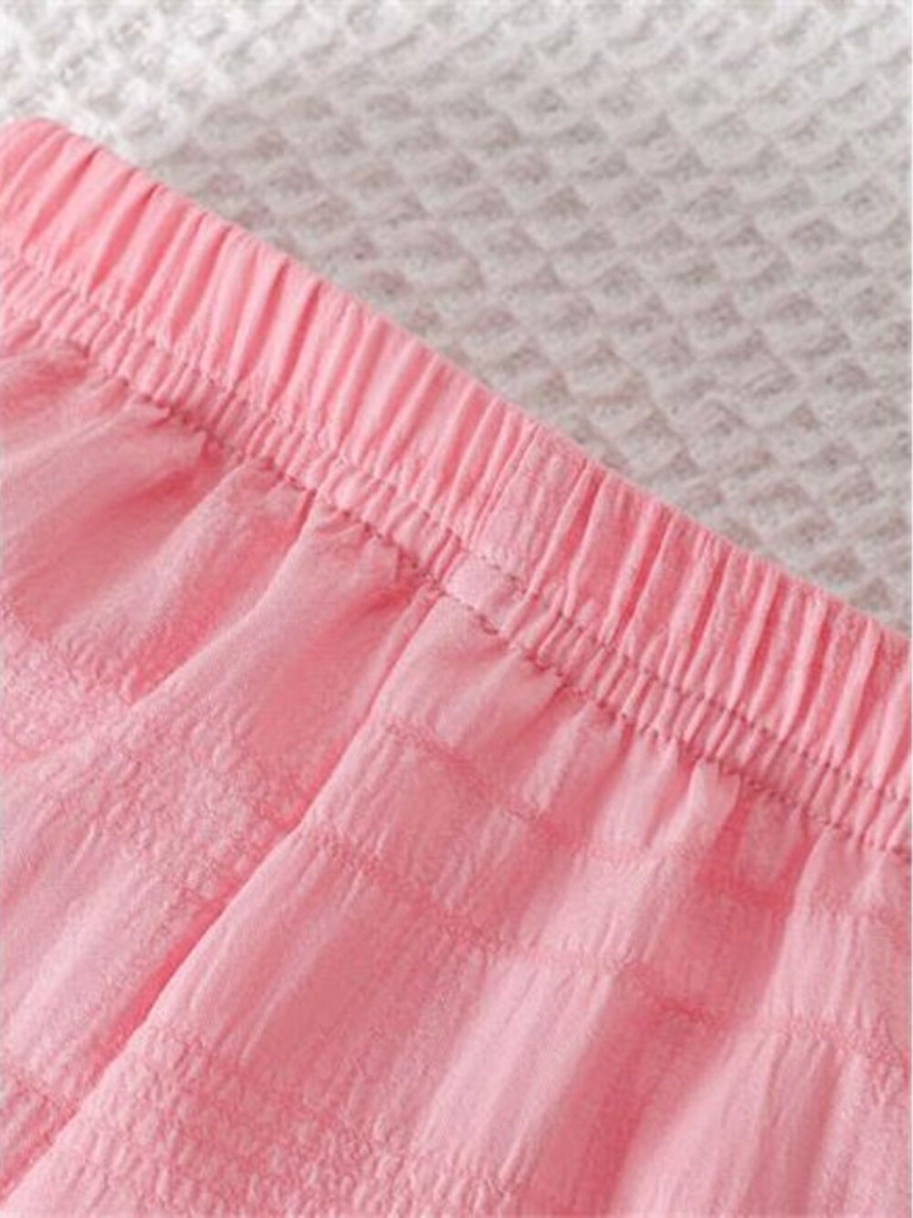 Children's Ruffled Trim Textured Top and Pants Set - Picture 5 of 8
